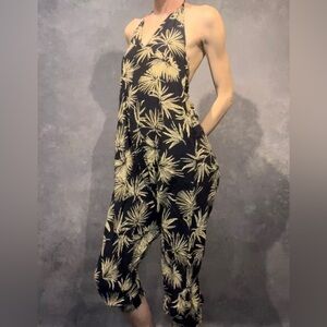 Buddha Pants Palm Flower Savannah Harem Jumper Aladdin Jumpsuit Size S NWOT